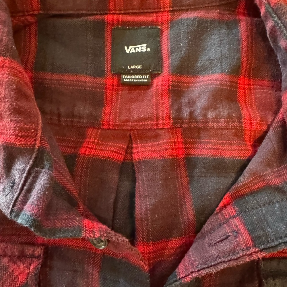 Vans Plaid Red and Blue Button Up Shirt Tailored Fit Size Large - Picture 4 of 6